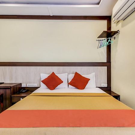 Hotel Neem Tree Hyderabad Airport Шемшабад Екстер'єр фото
